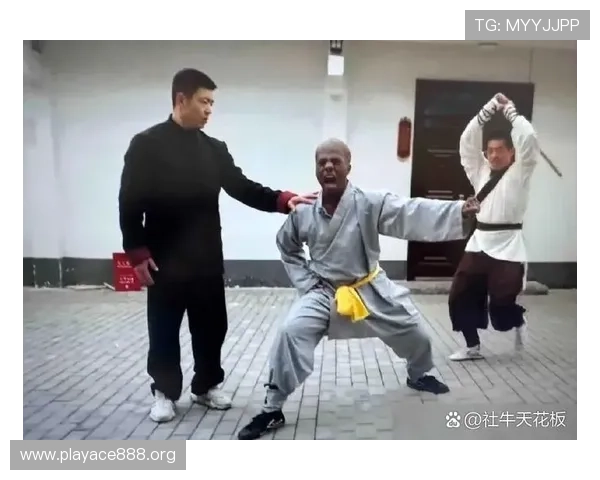 甲亢哥泪崩真实情况曝光 功夫师傅出手果然狠绝 谁能抵挡这一击